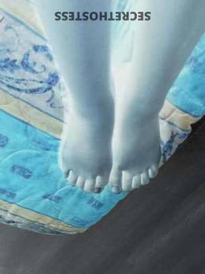 18 year old Escort in San Fernando Valley CA Cum Enjoy Sum