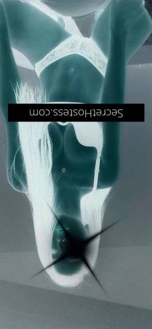 Newcomer Lilac's Authentic Images in Brisbane