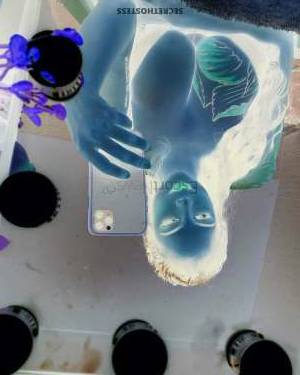 22 year old Asian Escort in Jeddah Alva Independent Glamour Model