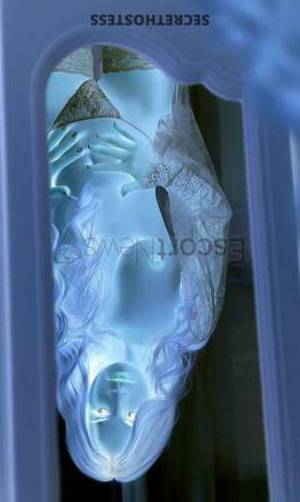 23 year old European Escort in Milan Independent Lolita