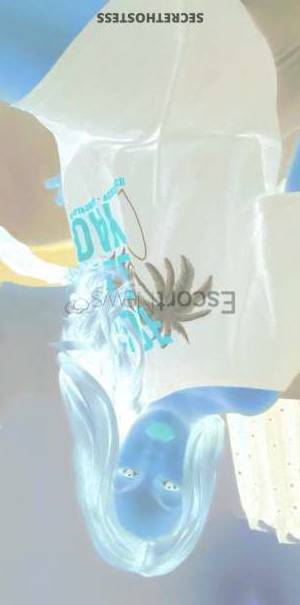 25 year old Escort in Jeddah Zuena J