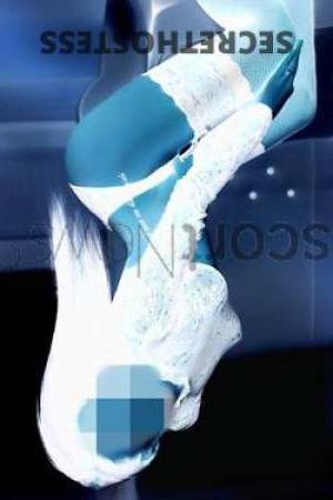 25 year old European Escort in Baku Unforgettable Experience with Mila