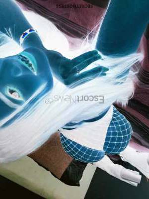 25 year old Latino Escort in Luxembourg City Aryanna Independent Glamour Model