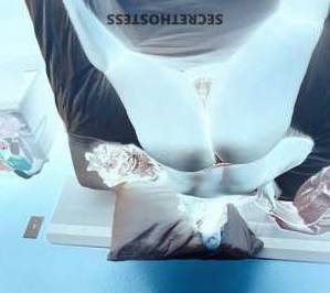 26 year old Indian Escort in Birmingham AL Discreet and Safe Escort Services - Ask for My Special Deal
