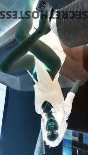 28 year old Escort in Aeroglen Cairns Discreet FWB fun in Cairns with fixed rates