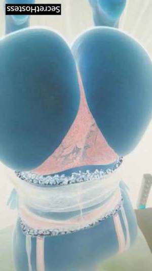 28 year old Escort in Nice Exotic Moroccan Babe