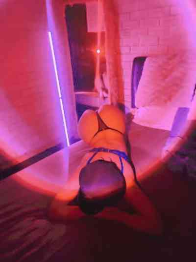 28Yrs Old Escort Size 6 64KG 165CM Tall Newcastle Image - 6