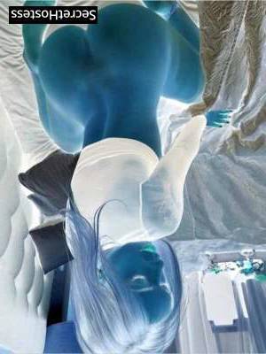 23 year old French Escort in Nice Engaging Companion for Blissful Adventures