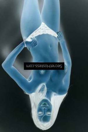 22 year old Cambodian Escort in Perth Sexy Cambodian babe