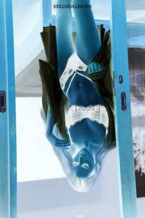 25 year old European Escort in Jeddah Unforgettable Natali