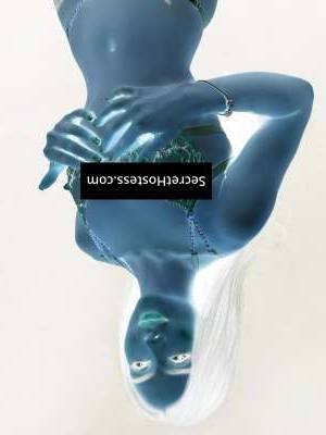 20 year old Colombian Escort in Earls Court London Sandra, PalaceVIP Escort