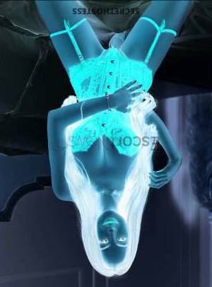 25 year old European Escort in London Risa - Agency Beauty