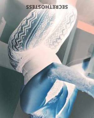 26 year old Latino Escort in San Antonio TX Petite Latina with big booty for fun anything
