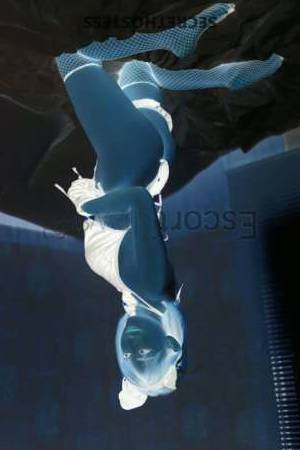 27 year old Asian Escort in Phuket Marry