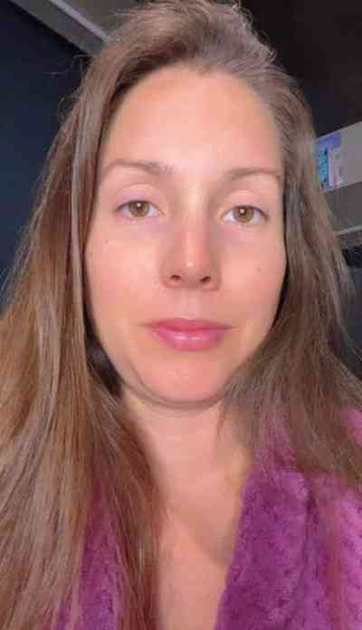 39 year old Caucasian (white) Escort in Agoura Hills CA I am available for hookup