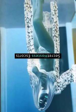 28 year old Korean Escort in Sarandë <p>"Looking for the perfect playmate? Look no 