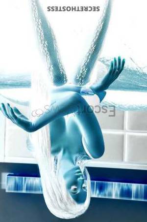 23 year old European Escort in Milan Katia Independent Luxe Model