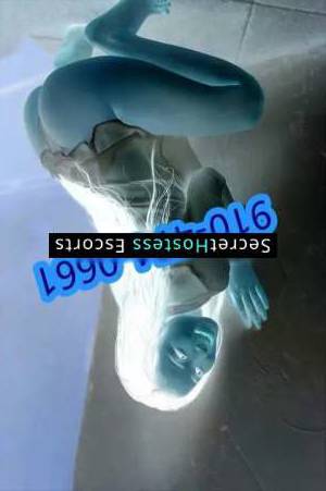 21 year old Asian Escort in Kansas City MO Korean Hotties