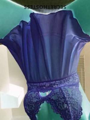27 year old Cuban Escort in Biloxi MS Cuban Latina