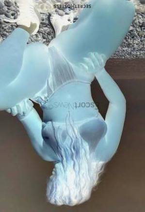 33 year old Latino Escort in Montpellier Sandra Your Discreet Companion