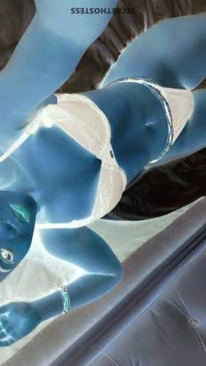 25 year old Escort in Nairobi Wendy, escort