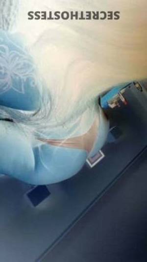23 year old Escort in Canton OH Sweet Honey Delights