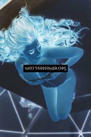 Abby 20Yrs Old Escort 51KG 162CM Tall Saint Julian Image - 13