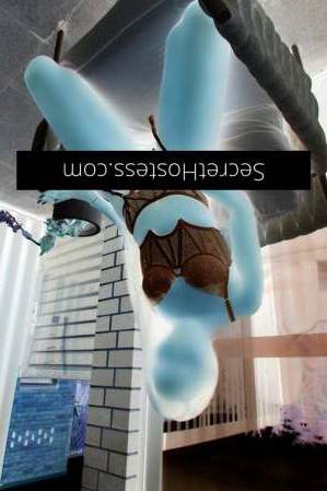 22 year old Escort in Sydney the party girl who has landed in Sydney to heat up the night