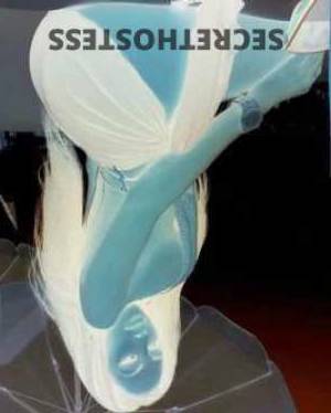 23 year old Thai Escort in Orange Sexy First-Class Escorts Extra