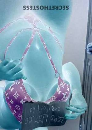 23 year old Escort in Oshawa Outcall exotic party girl