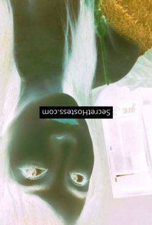 29 year old Asian Escort in Cairo Emman Hix, Agency