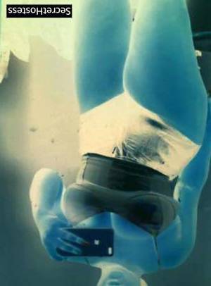 28 year old Escort in Milwaukee WI Exploring Fet Life's World, Ready for Adventure