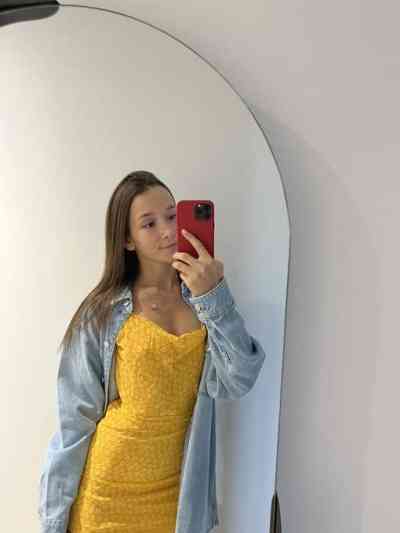 Sono disponibile ma per i primi incontri devo confermare per in Agency escort girl in:  Naples