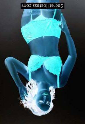 39 year old Russian Escort in London Elite European Escort Sophisticated Companionship and 
