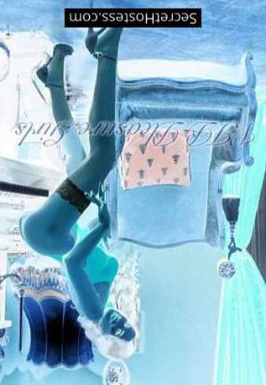 24 year old Escort in London Samira Elite VIP Escort