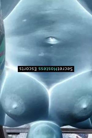 40 year old Escort in Long Island City NY Asian Queens YuYU