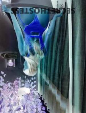 21 year old Escort in Melbourne Sweetie Girls, Quality Escorts