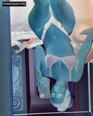 23 year old Escort in Montreal Linda's Erotic Experiences Satisfying Your Desires As 