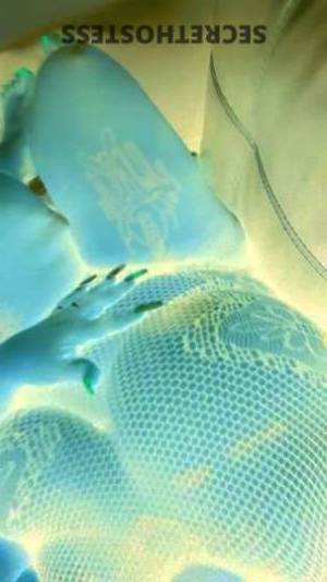 33 year old Escort in Clarksville TN Boost Your Morning Wood Relief - 40 FaceTime Shows - AA 