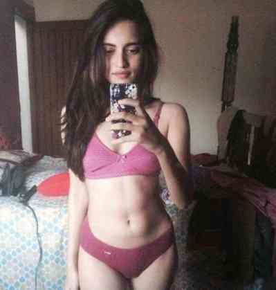 22 year old Indian Escort in Sydenham Sydney Manisha hot Indian University girl avilable now
