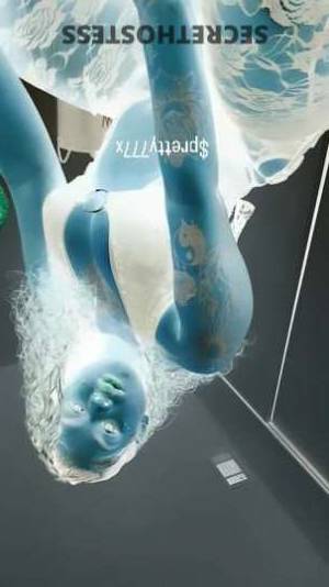Ambur 20Yrs Old Escort Mendocino CA Image - 3
