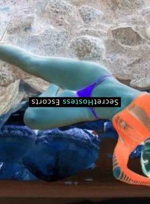 31 year old Brazilian Escort in Split Redhead Enchantress Isadora, Your Dream Girlfriend Awaits