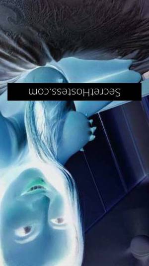 23 year old Escort in Frankston Melbourne Hello, Handsome! Escape the mundane with me, Luna, a 23 year