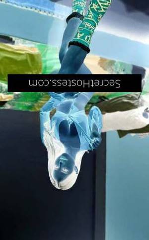 30 year old Escort in Moorooka Brisbane Kinky Student Escort Warmly Welcomes You to a Flirty 