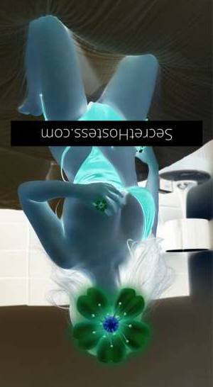 30 year old Escort in Footscray Melbourne Party Puff Naturally Busty, Flirty, and Stunning Independent