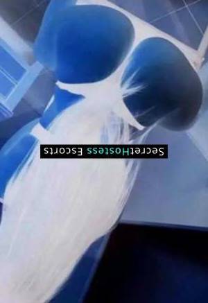 24 year old Moroccan Escort in Istanbul Contact Amira Now for Hot Flirty Fun