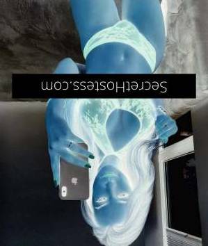 21 year old Escort in Sydney Elly Tempting Sensuality and Erotic Delights