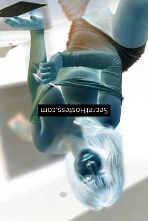 Julia 26Yrs Old Escort 50KG 164CM Tall Shenzhen Image - 3