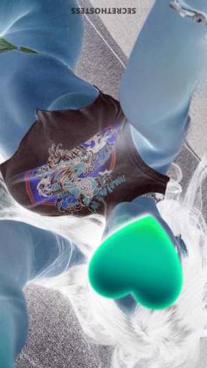 22 year old Escort in Long Island NY Lustful teen curves await! Bootylicious babe in play mode. 