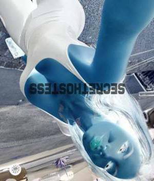 0 year old Escort in Houston TX Escort dark brown black Eyes 70KG Houston TX